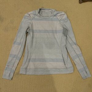 Lululemon Organic Cotton Crewneck Long-Sleeve in Grey and Pink - Size: 10